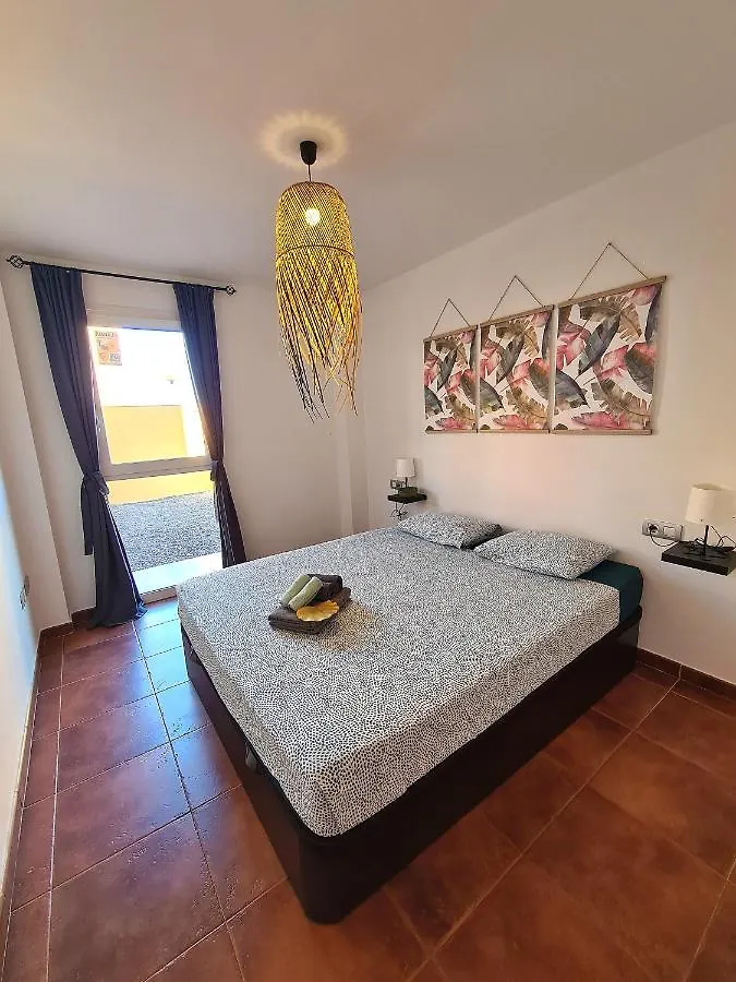 Casa Zalla 110M2, 200M2 Garden, Pool, 1Gb Wi-Fi, Private Parking Corralejo Appartamento