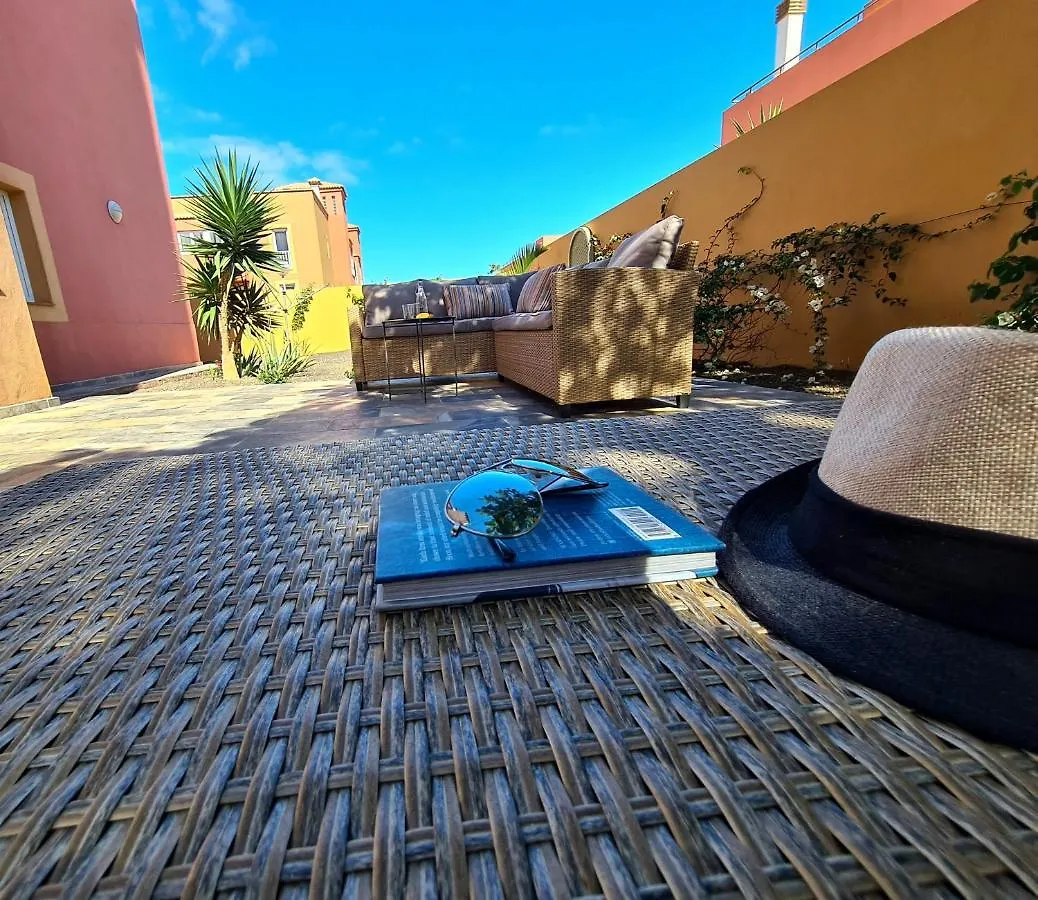 Casa Zalla 110M2, 200M2 Garden, Pool, 1Gb Wi-Fi, Private Parking Corralejo