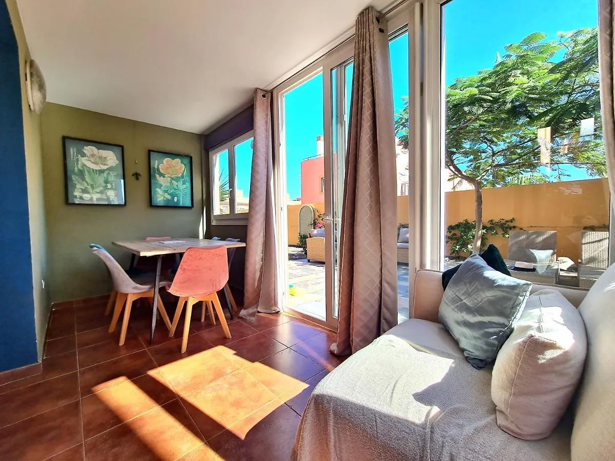 Casa Zalla 110M2, 200M2 Garden, Pool, 1Gb Wi-Fi, Private Parking Corralejo
