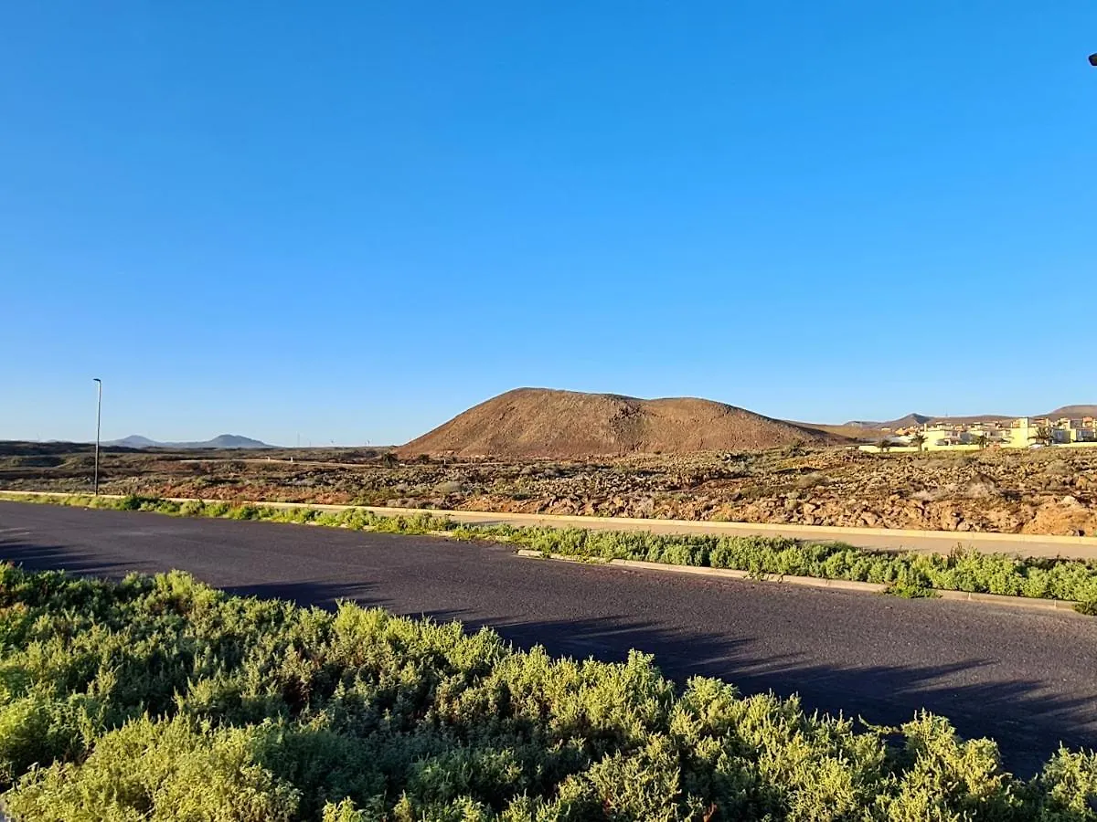 Casa Zalla 110M2, 200M2 Garden, Pool, 1Gb Wi-Fi, Private Parking Corralejo